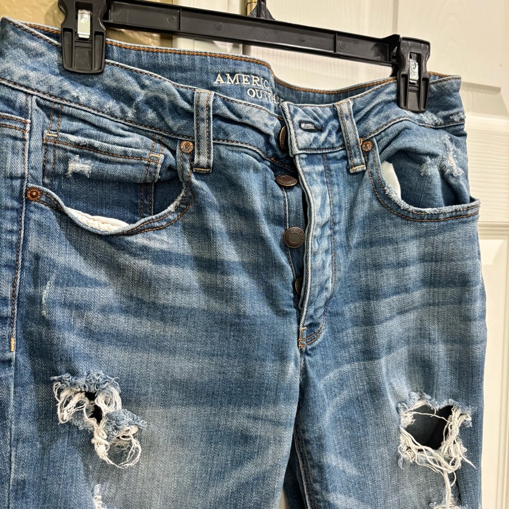 American Eagle Outfitters Ripped Blue Boyfriend Jeans - Picture 3 of 8